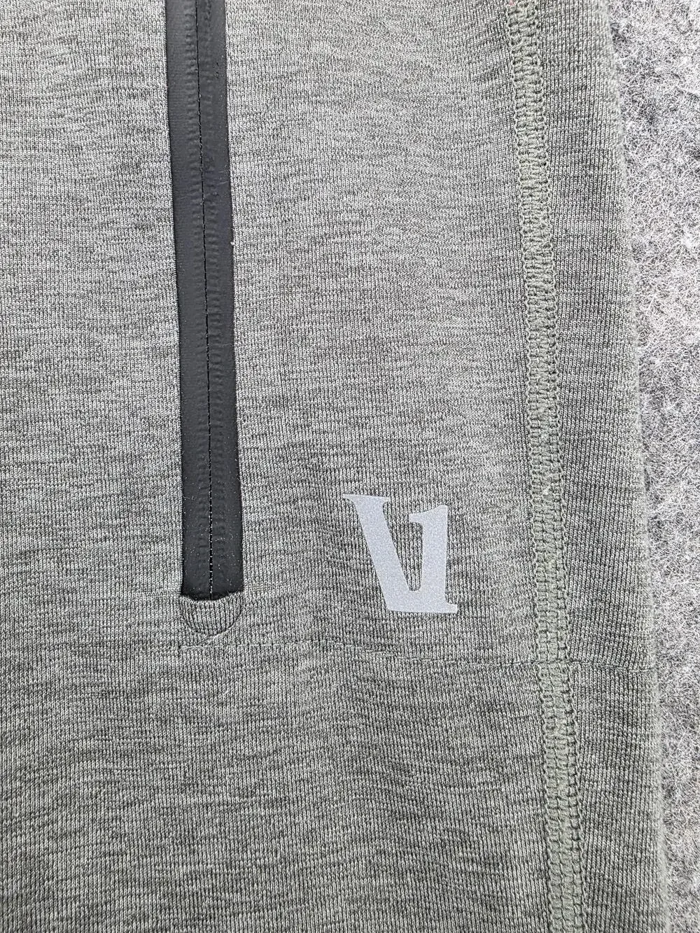 Vuori type pants